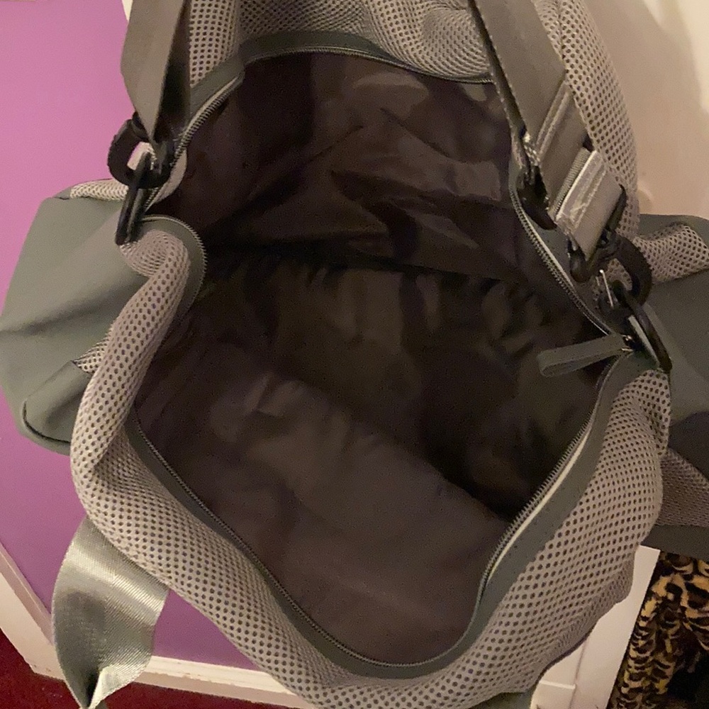 Gym Bag - Picture 2 of 3